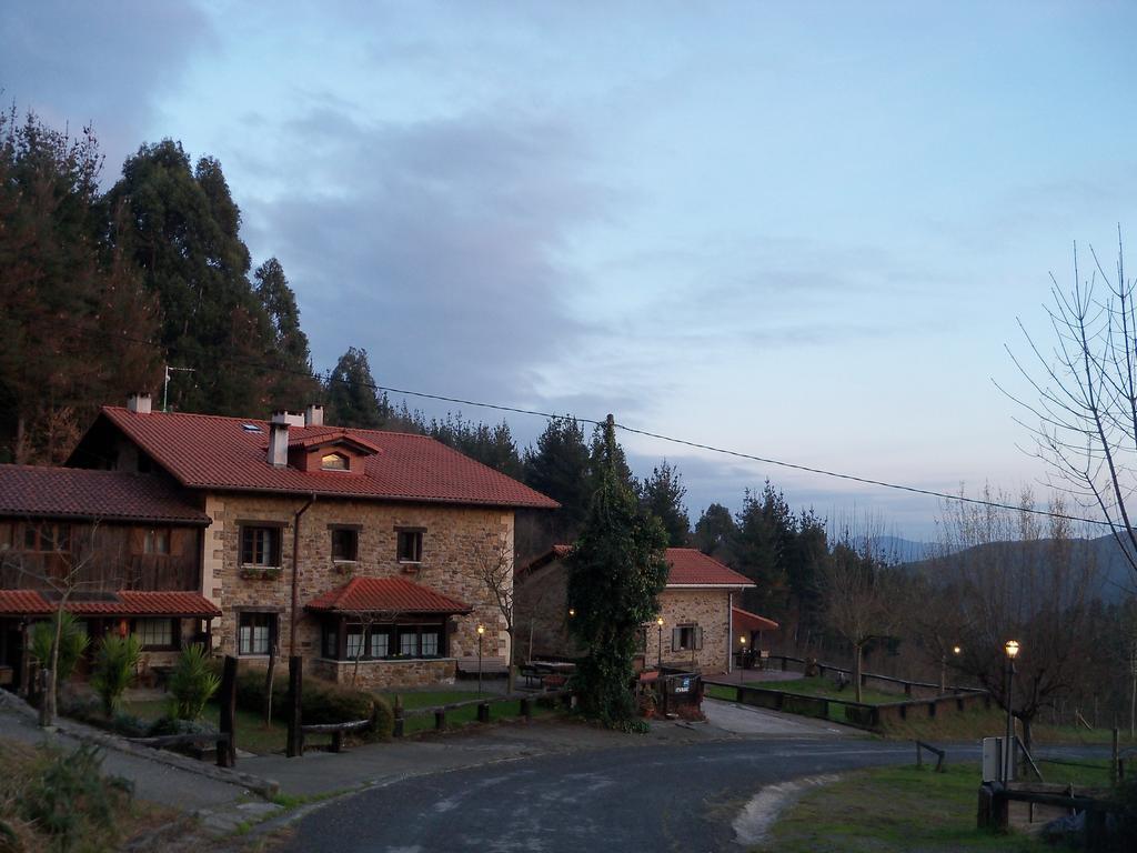 Agroturismo Iturbe Axpe de Busturia Exterior foto